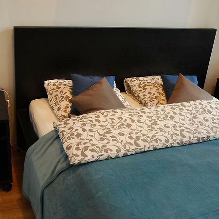 Umbrella Guest Rooms Краков Экстерьер фото