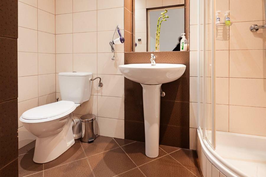 Umbrella Guest Rooms Краков Экстерьер фото